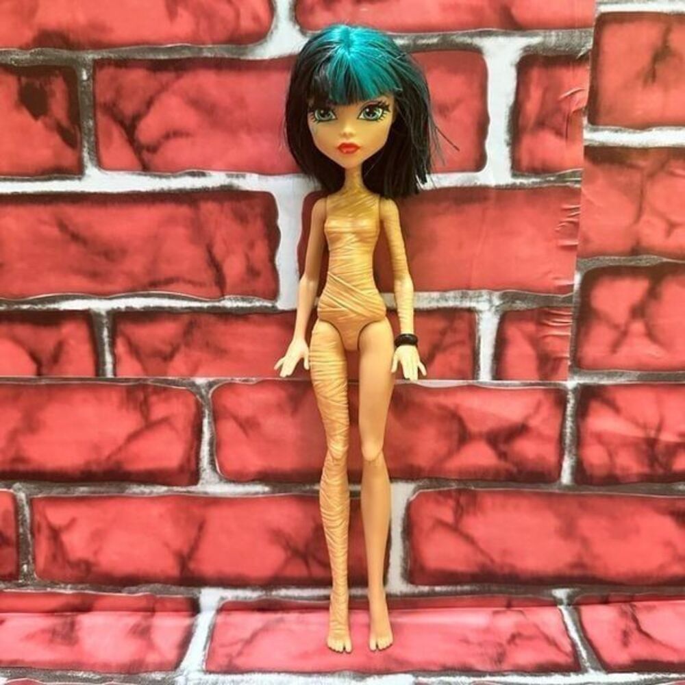 Monster High Cleo De Nile Nude doll